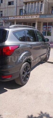 Ford Escape-19