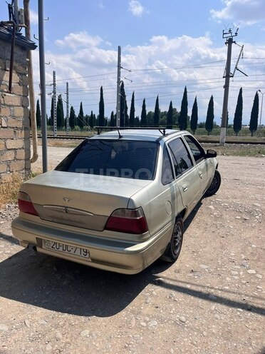 Daewoo Nexia-4