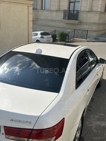 Hyundai Sonata-6