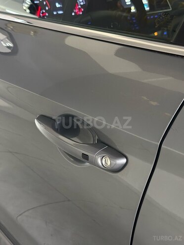 Hyundai Elantra-20