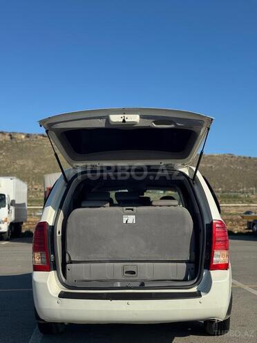 Kia Carnival-7