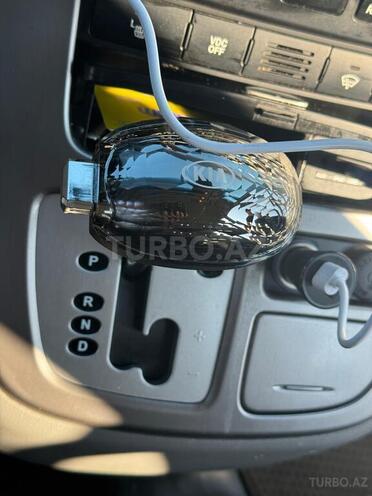 Kia Carnival-16