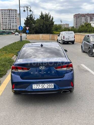 Hyundai Sonata-8
