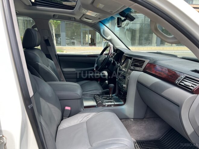 Lexus LX 570-7