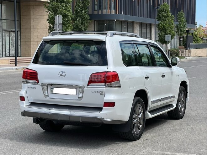 Lexus LX 570-4