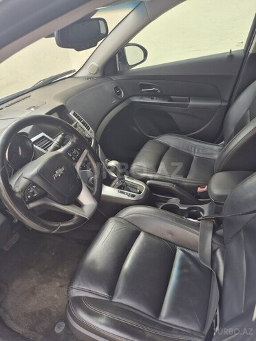 Chevrolet Cruze-6