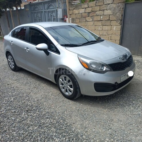 Kia Rio-5