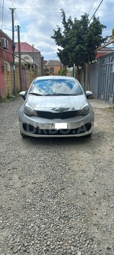 Kia Rio-1