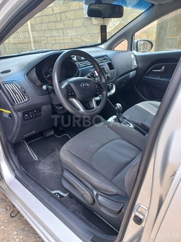 Kia Rio-3