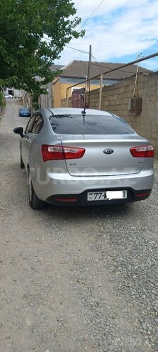 Kia Rio-13