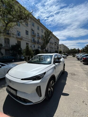 Changan Qiyuan Q05-6