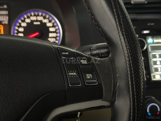 Honda CR-V-24