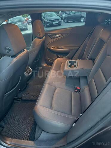 Chevrolet Malibu-8