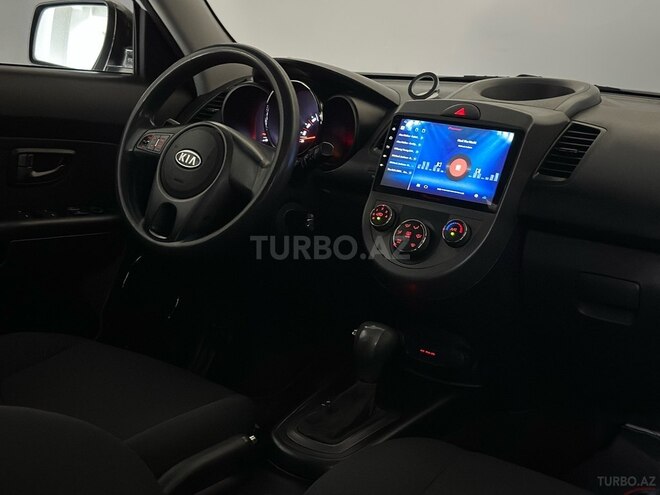 Kia Soul-12