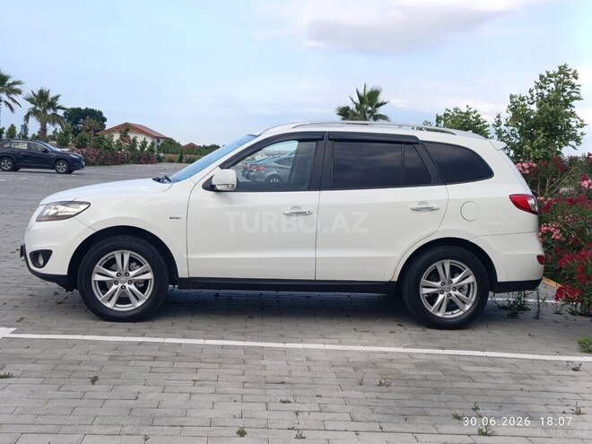 Hyundai Santa Fe-4