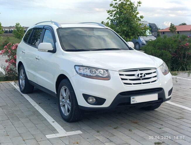 Hyundai Santa Fe-2