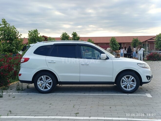 Hyundai Santa Fe-3