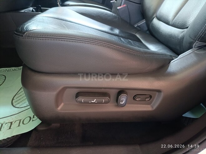 Hyundai Santa Fe-11