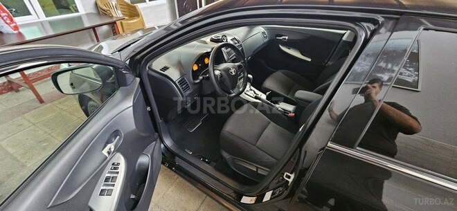 Toyota Corolla-3