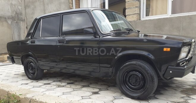 LADA (VAZ) 2107-2