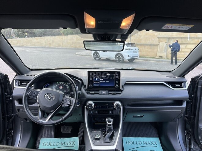 Toyota RAV4-3