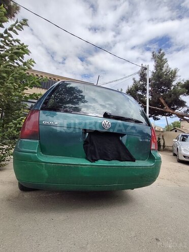 Volkswagen Golf-4