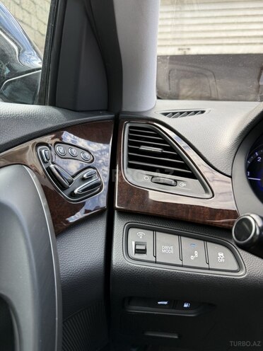 Hyundai Grandeur-8