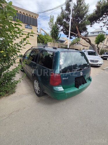 Volkswagen Golf-3
