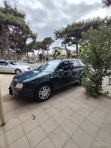 Volkswagen Golf-5