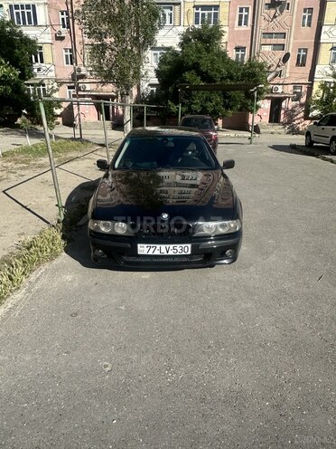 BMW 525-2
