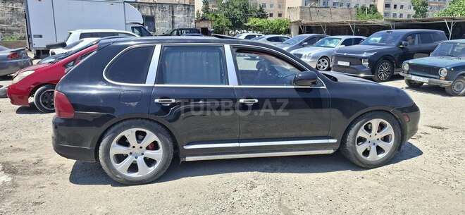 Porsche Cayenne Turbo-4