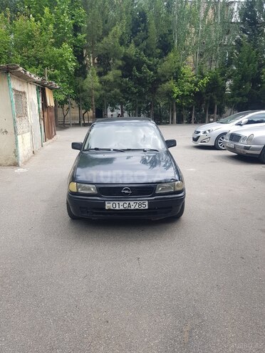 Opel Astra-21