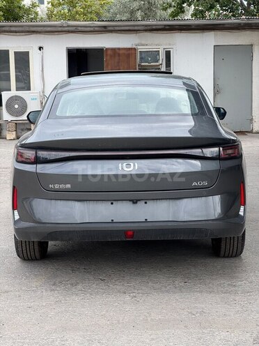 Changan Qiyuan A05-2