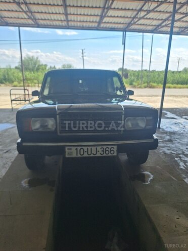 LADA (VAZ) 2107-1