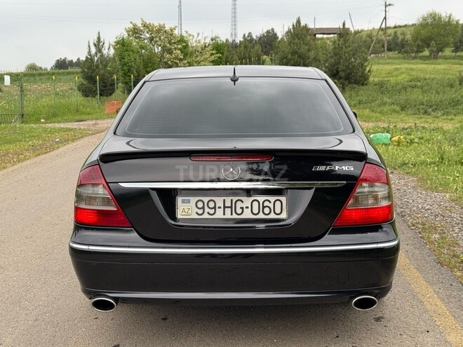 Mercedes E 350 4MATIC-5