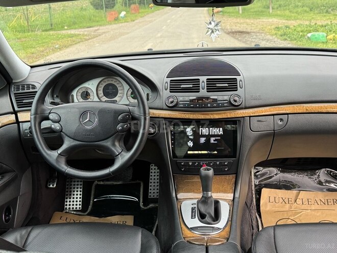 Mercedes E 350 4MATIC-16