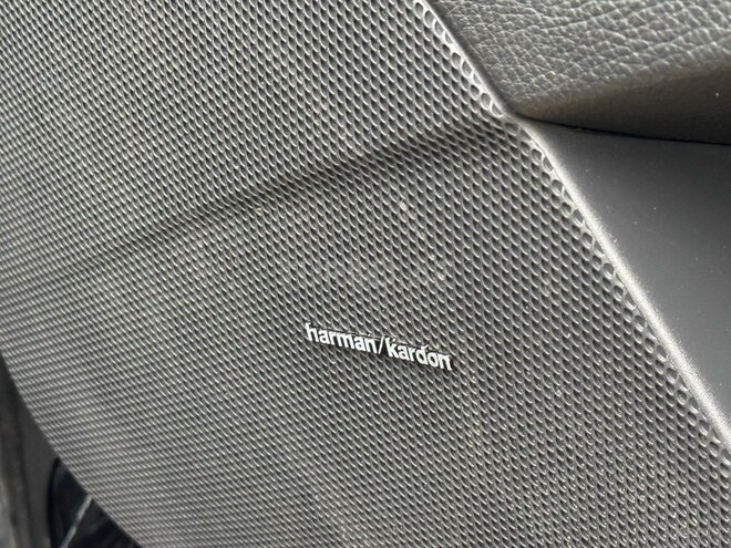 Mercedes E 350 4MATIC-13