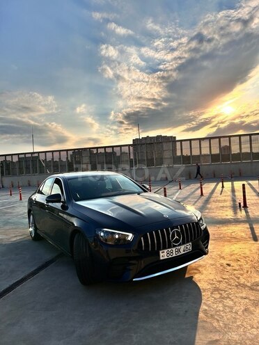 Mercedes E 350 4MATIC-2