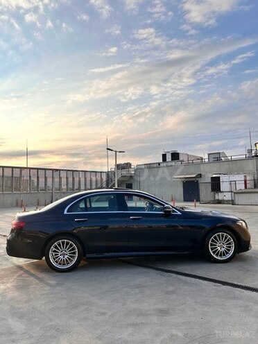 Mercedes E 350 4MATIC-6