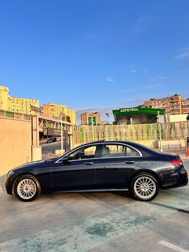 Mercedes E 350 4MATIC-7