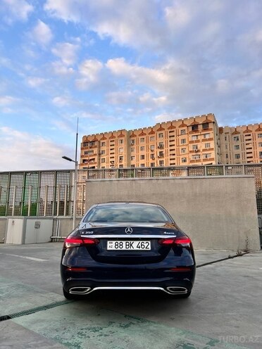 Mercedes E 350 4MATIC-11