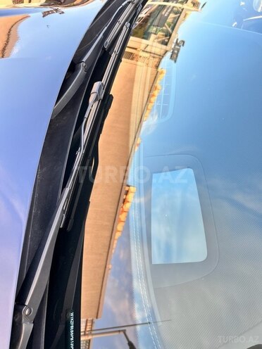 Mercedes E 350 4MATIC-17