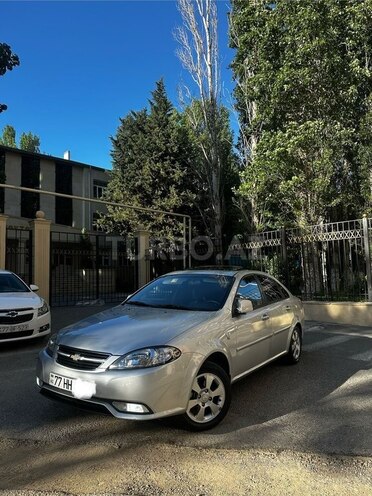 Chevrolet Lacetti-2