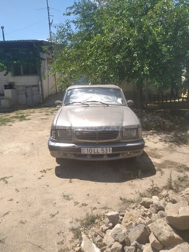 GAZ 3110 "Volga"-1