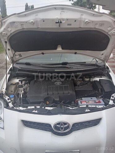 Toyota Auris-8
