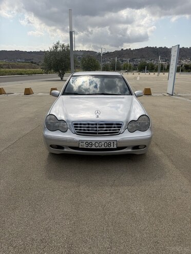 Mercedes C 240-1