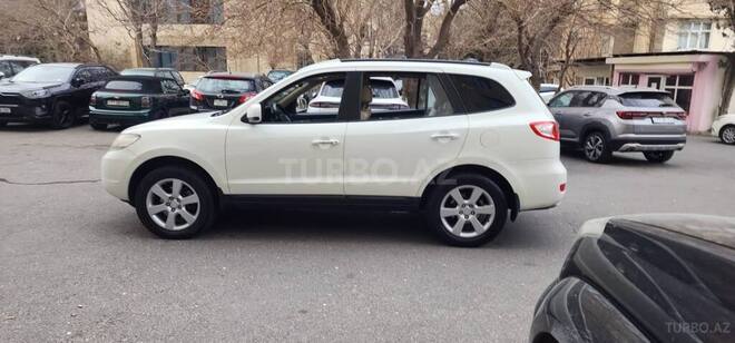 Hyundai Santa Fe-11