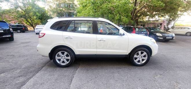 Hyundai Santa Fe-16