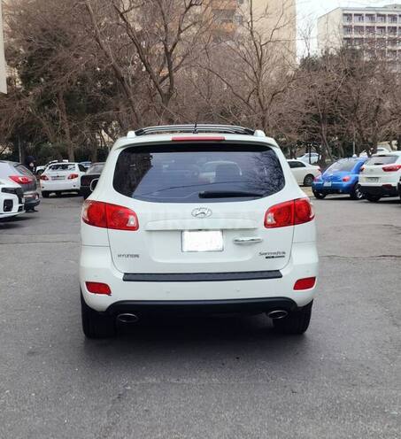 Hyundai Santa Fe-10