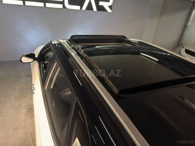 Kia Seltos-23